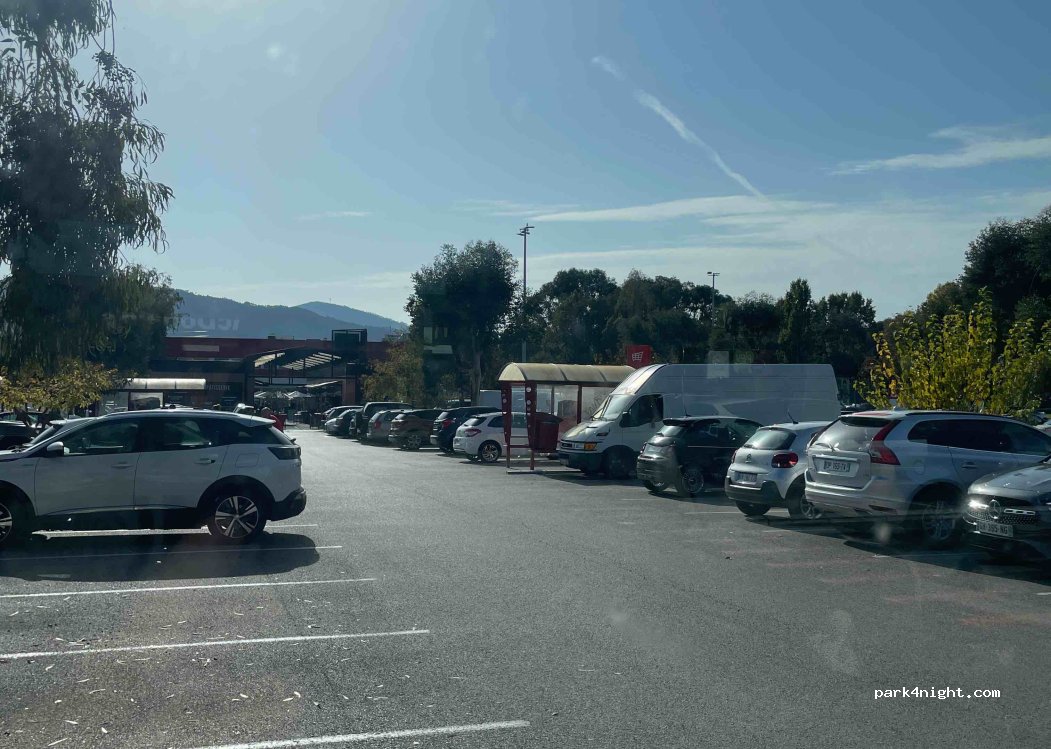 (06210) Mandelieu-la-Napoule - 21 Avenue de Fréjus — foto 2