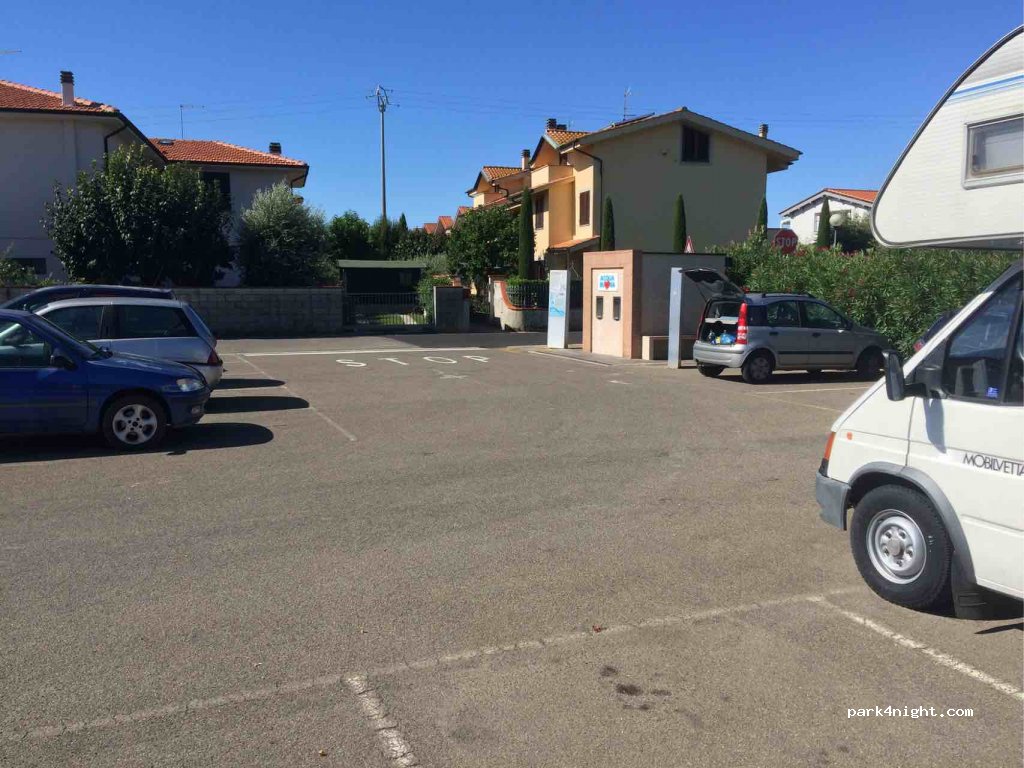 (56038) Giardino - 32 Via della Costituzione — foto