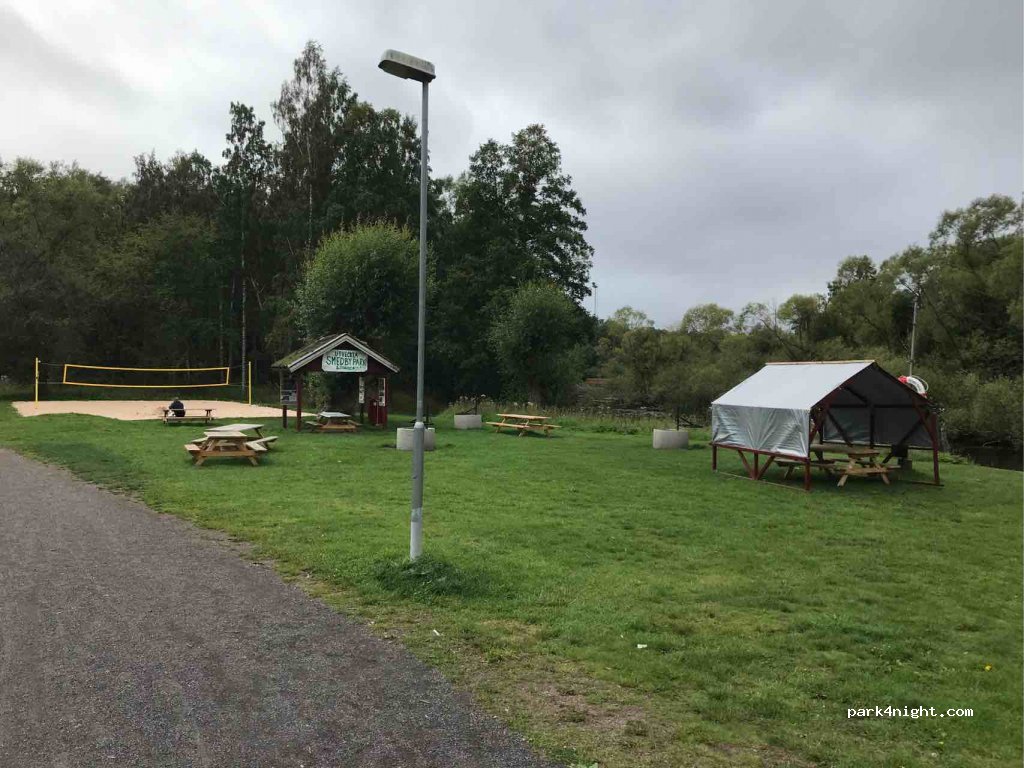 (561 41) Huskvarna - 1 Hakarpsvägen — foto