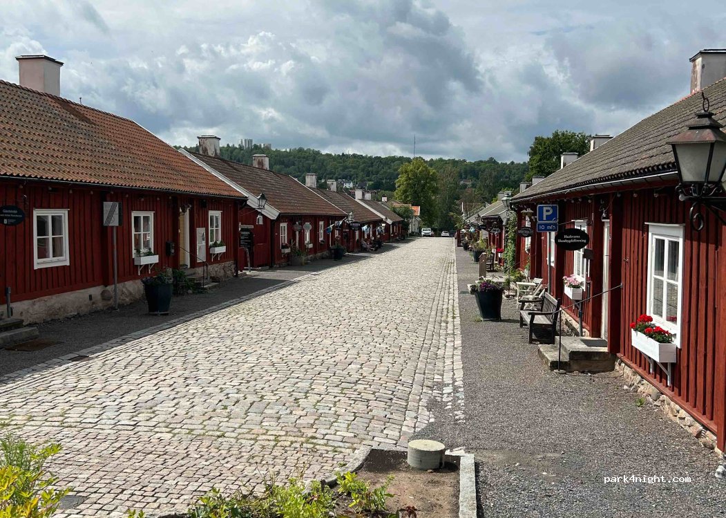(561 41) Huskvarna - 1 Hakarpsvägen — foto 4