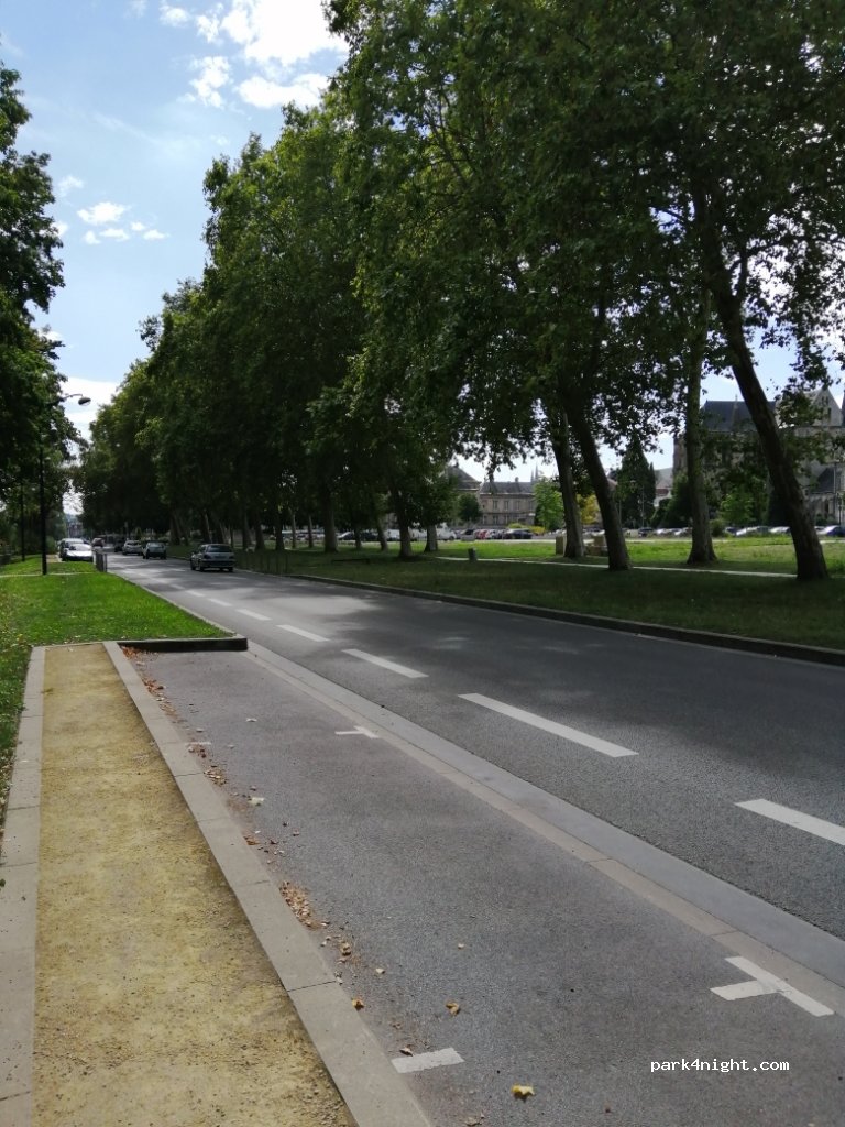 (02200) Soissons - 7 Rue Jean de Dormans — foto