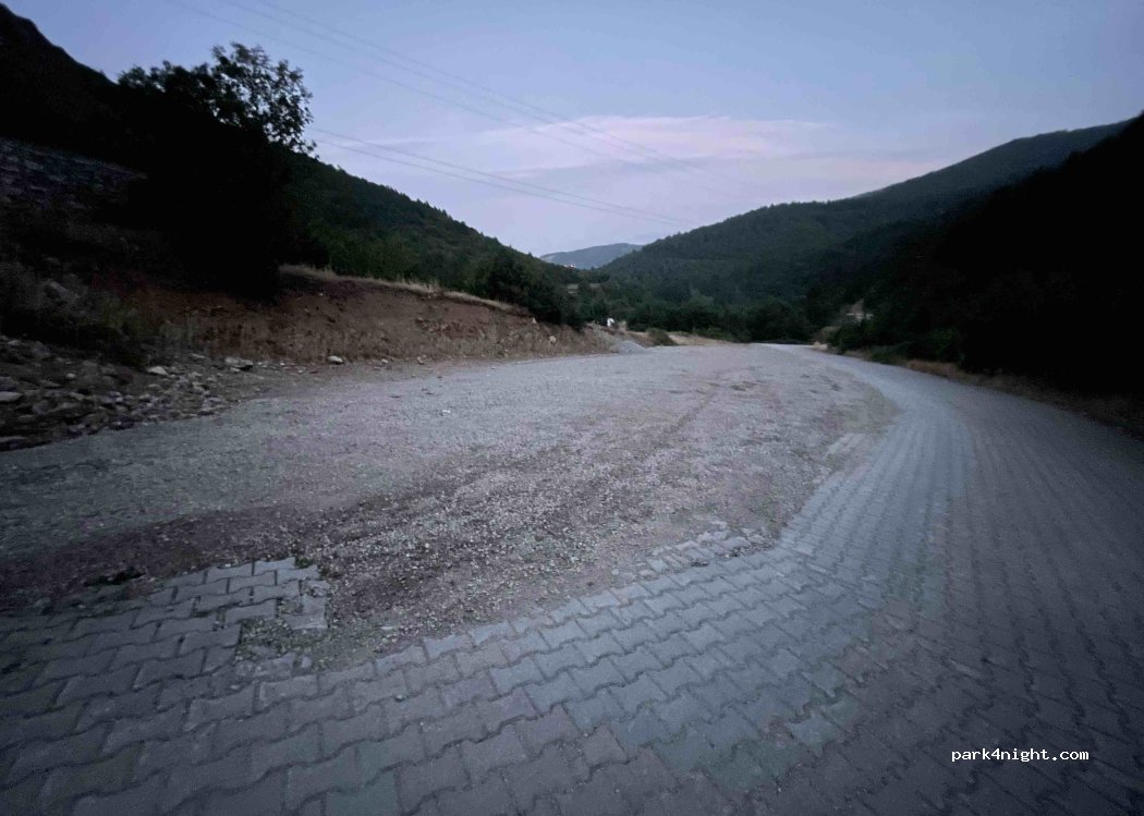 (78000) Bulak - Mencilis Mağara Sokak — foto 2