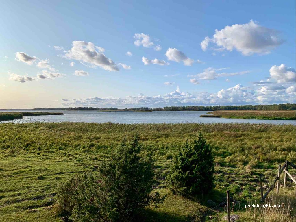 (590 21) Väderstad - Unnamed Road — foto 3