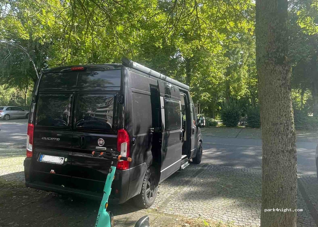 (45128) Essen - 16 Admiral-Scheer-Straße — foto 2