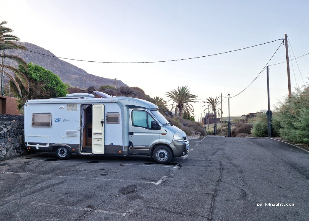 (38870) Valle Gran Rey - 28 Carretera Playa de Inglés — foto 4