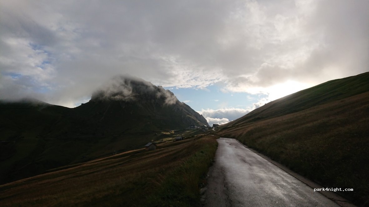 (32020) Livinallongo del Col di Lana - Unnamed Road — foto