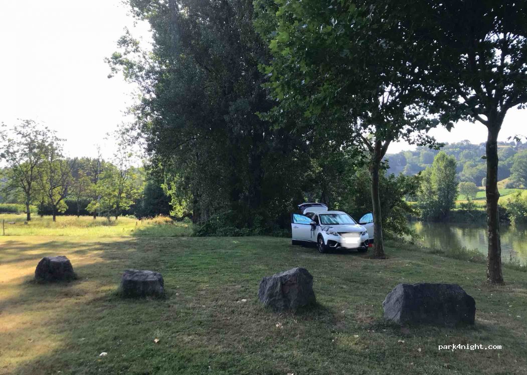 (12300) Livinhac-le-Haut - 20 Avenue Paul Ramadier — foto