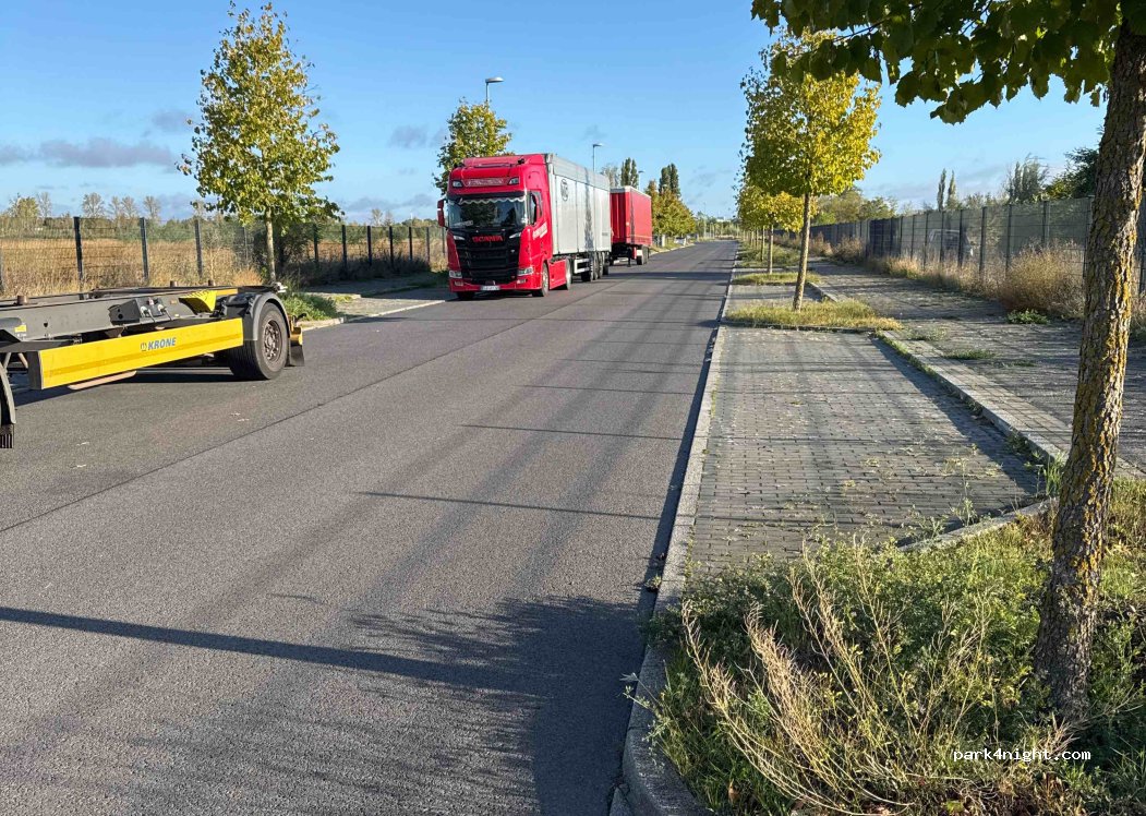 (13057) Berlin - 10 Hohenschönhauser Straße — foto 3
