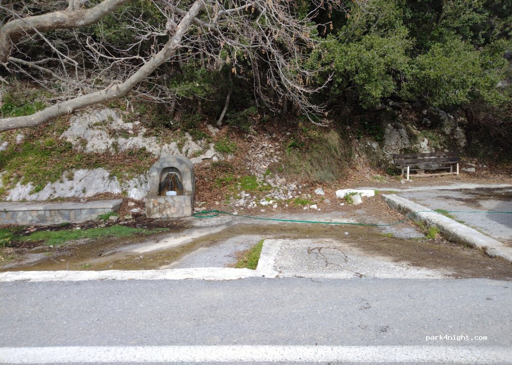 (740 53)  - Eparchiaki Odos Rethimou-Agias Galinis — foto 2