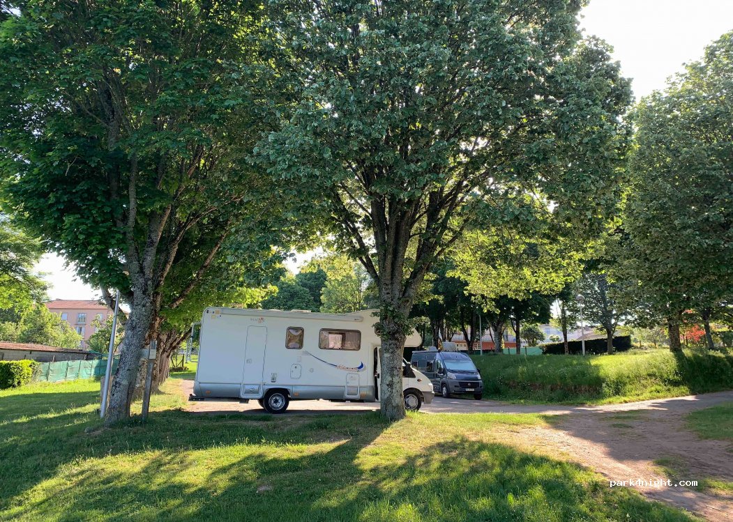 (87250) Bessines-sur-Gartempe - 2-6 Rue de la Lande — foto