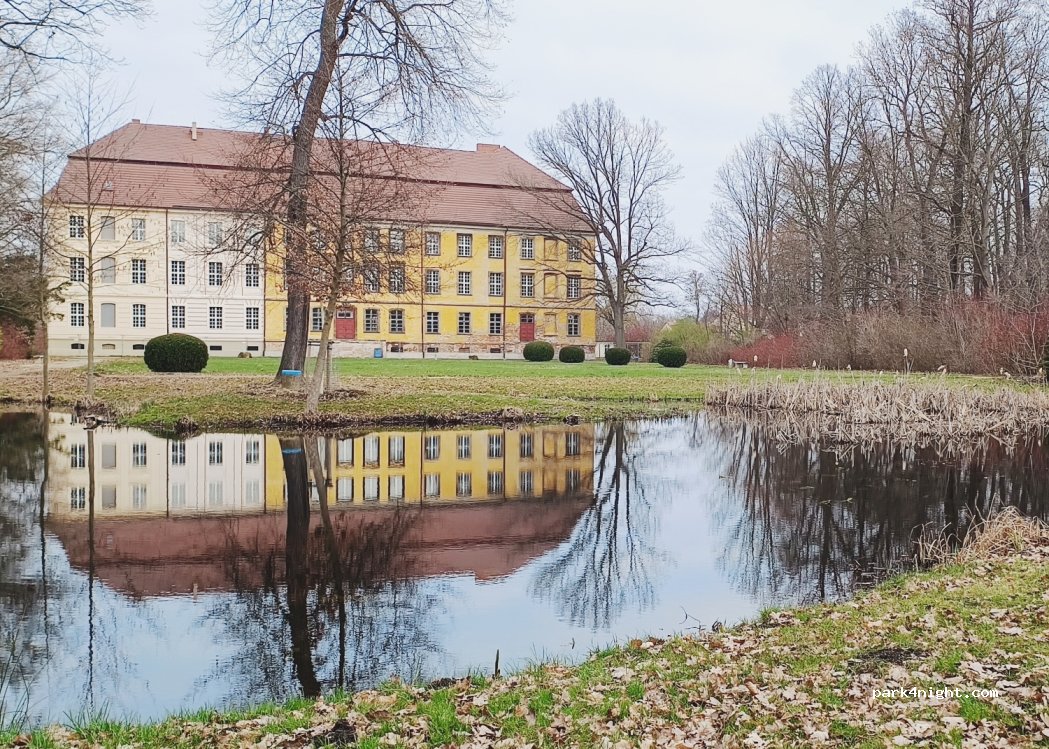 (15868) Lieberose - 3 Schloßhof — foto 4
