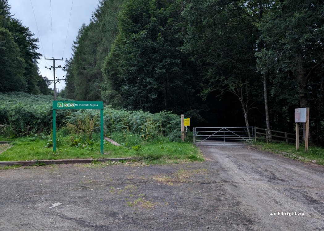(PH8 0JR) Dunkeld - Old Military Road — foto 4