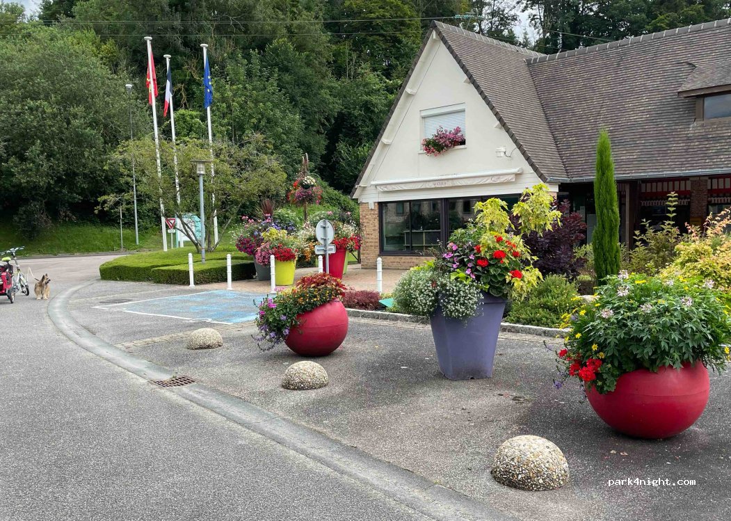 Camping Le Clos des Charmilles — foto 3