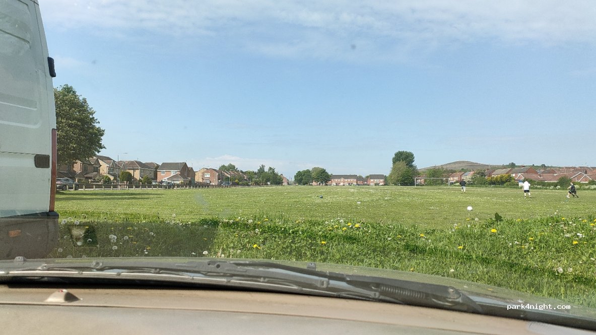 (WF8 1LA) Pontefract - 93 Lady Balk Lane — foto