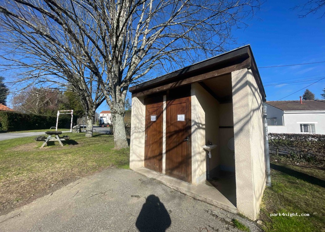 (87190) Droux - 2 Place des Tilleuls — foto 3