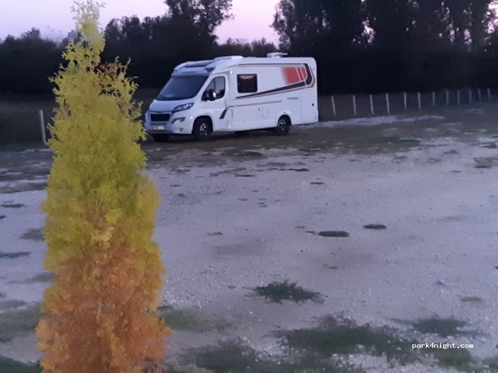 Novi Moravski Raj Velika Plana — foto 2