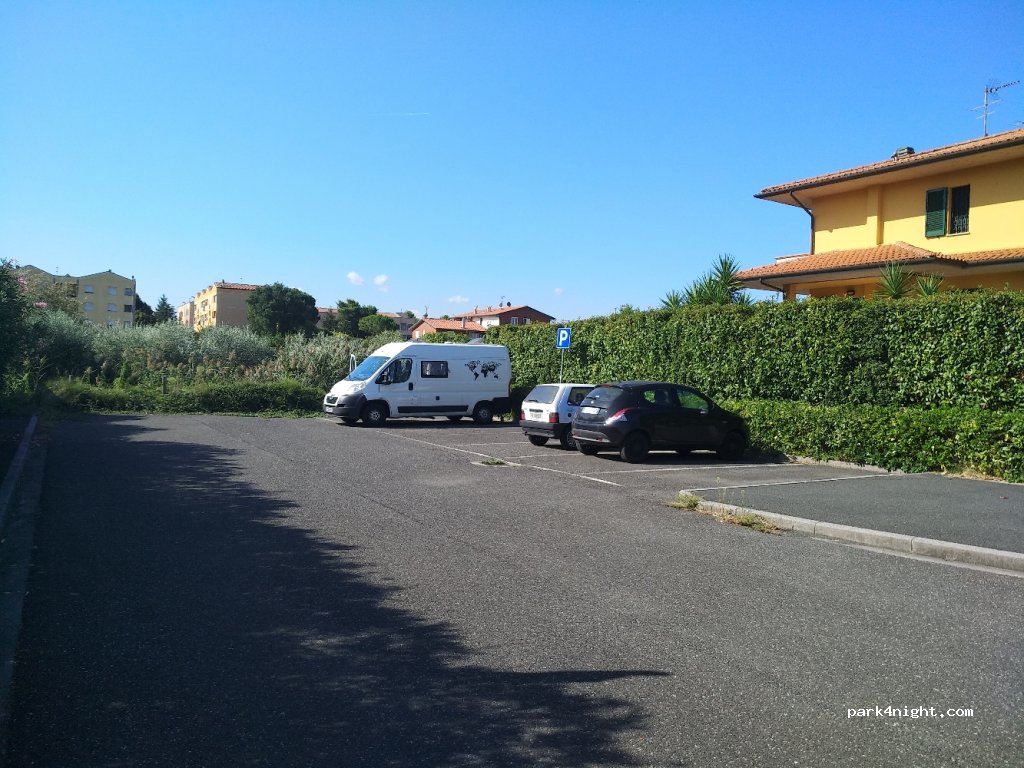 (57014) Collesalvetti - 123 Via delle Colombaie — foto
