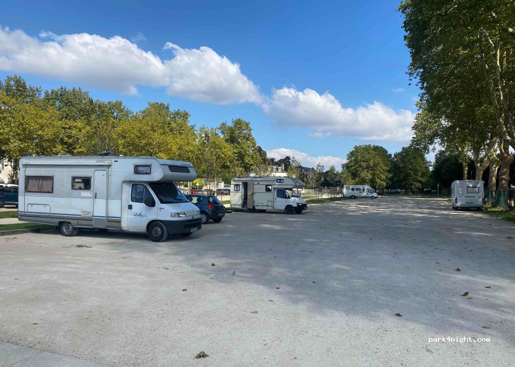 (45130) Meung-sur-Loire - 16 Quai du Mail — foto 4