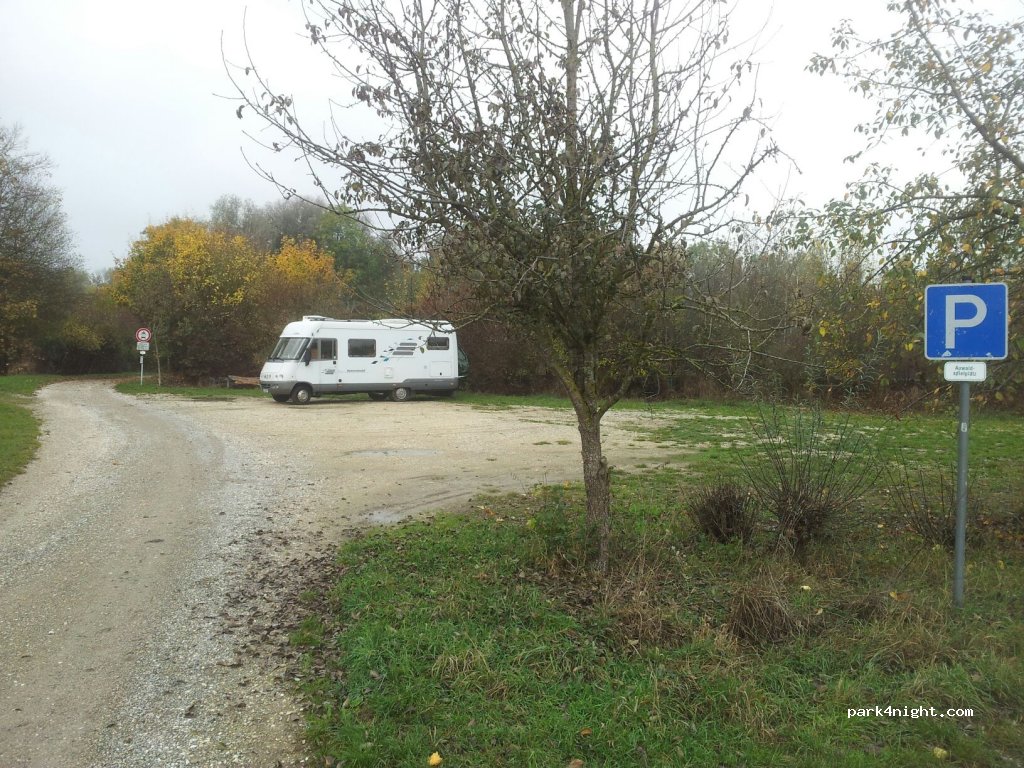 (89278) Nersingen - 30 Am Sportplatz — foto