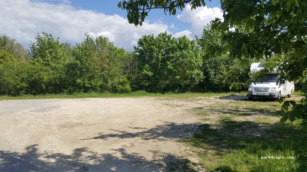(89278) Nersingen - 30 Am Sportplatz — foto 2