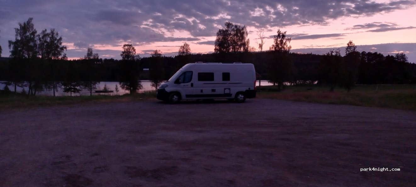 (662 50) Svanskog - 2 Kyrkogårdsvägen — foto