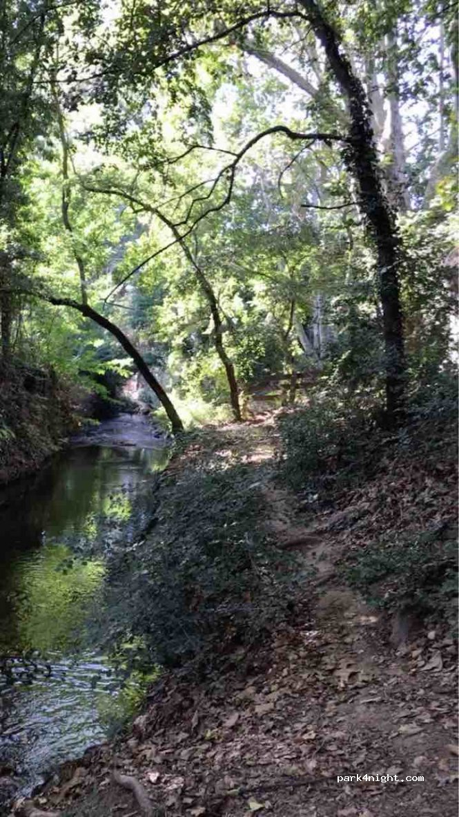 (13120) Gardanne - Chemin Départemental 7 — foto 3