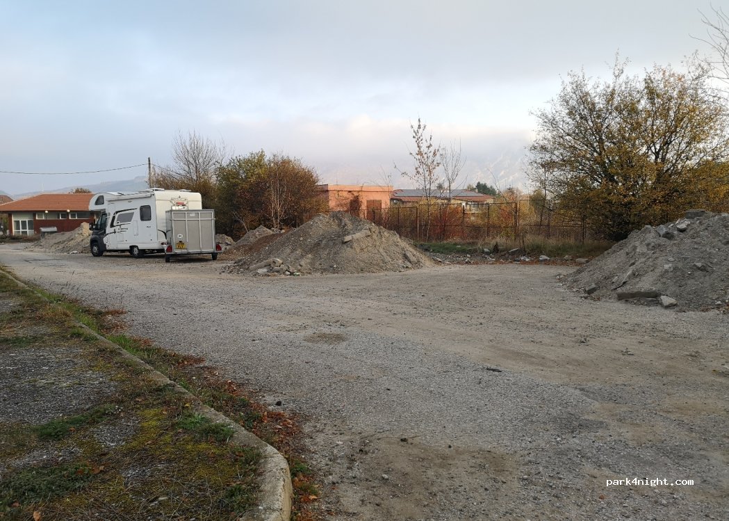 (2210) Dragoman - Unnamed Road — foto 5