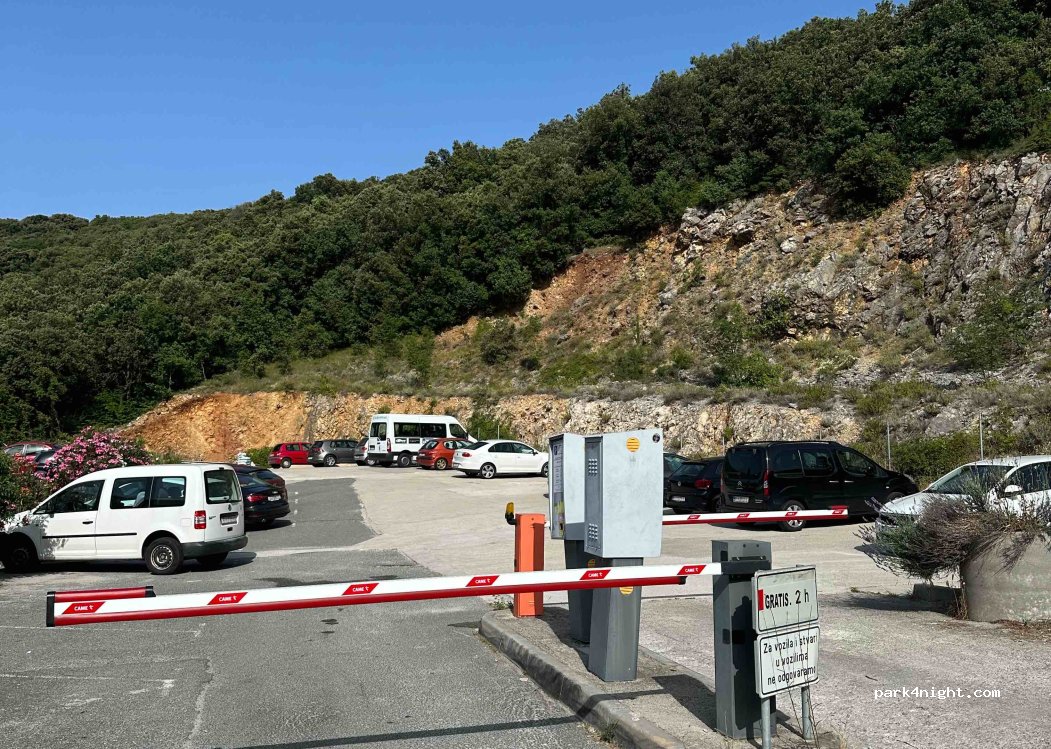 () Pinezići - — foto 4