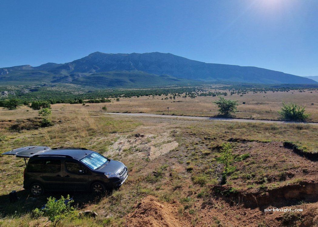 (22310) Kijevo - Unnamed Road — foto 4