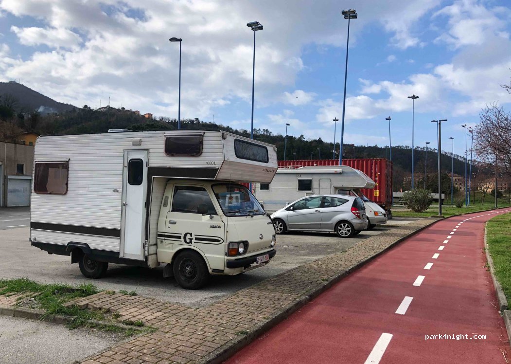 (16030) Casarza Ligure - 12 Via Tangoni — foto