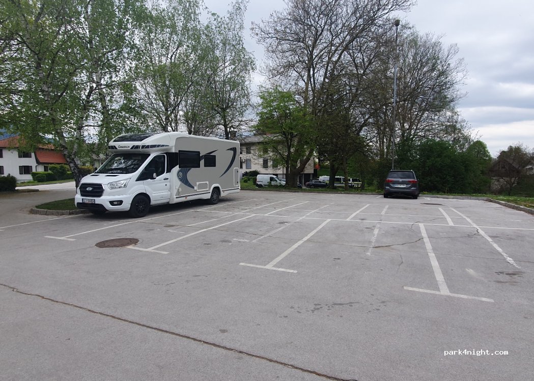 (4240) Radovljica - 4a Kranjska cesta — foto 3