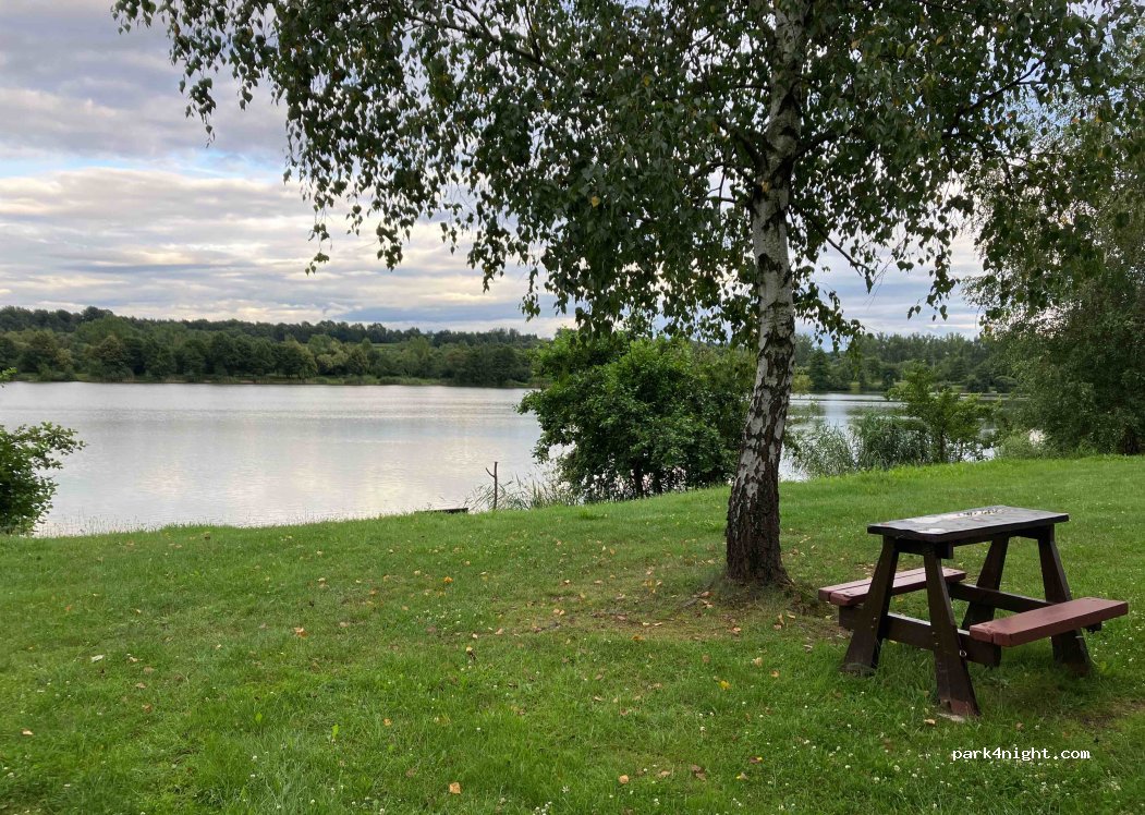 (32-640) Grodzisko - 2 Nadbrzeżna — foto 2
