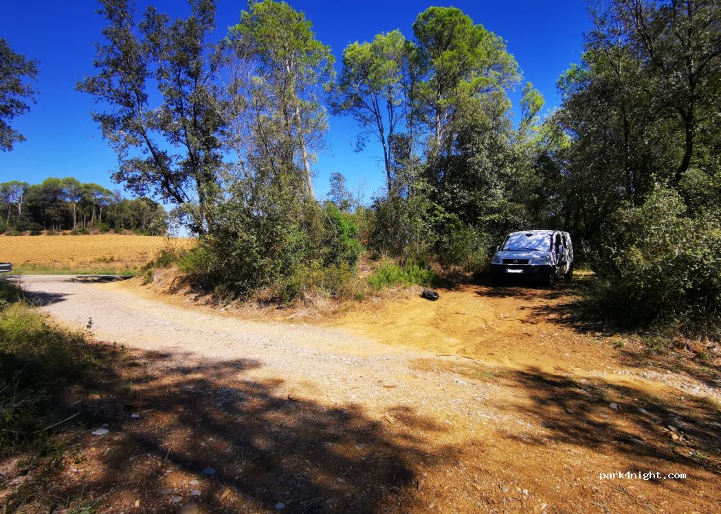 (17844) Cornellà del Terri - GI-513 — foto