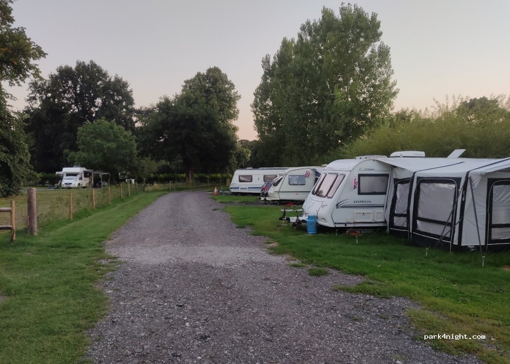 Belmont Hall Campsite — foto
