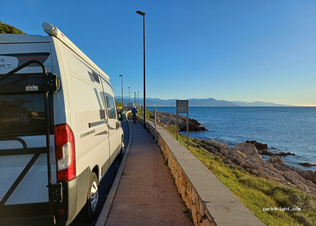 (06160) Antibes - 1692 Boulevard de Bacon — foto 2