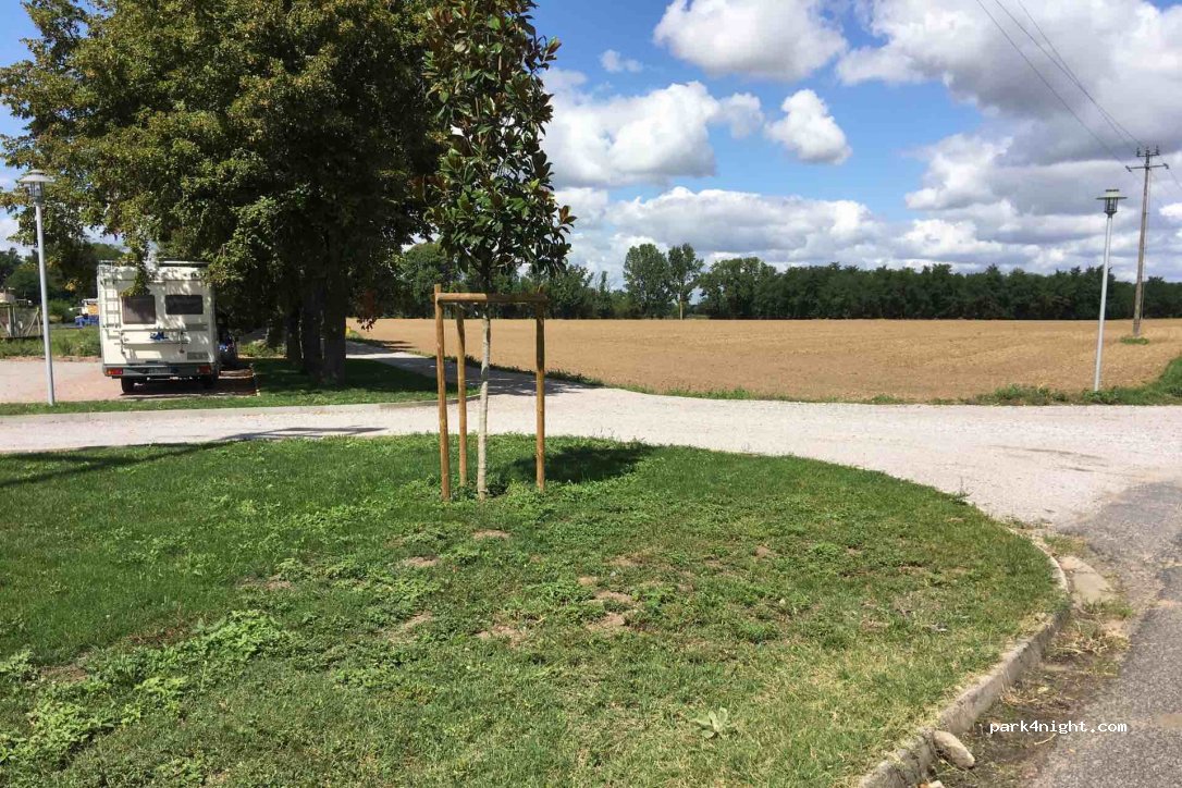 (03290) Dompierre-sur-Besbre - Les Sapins — foto 2