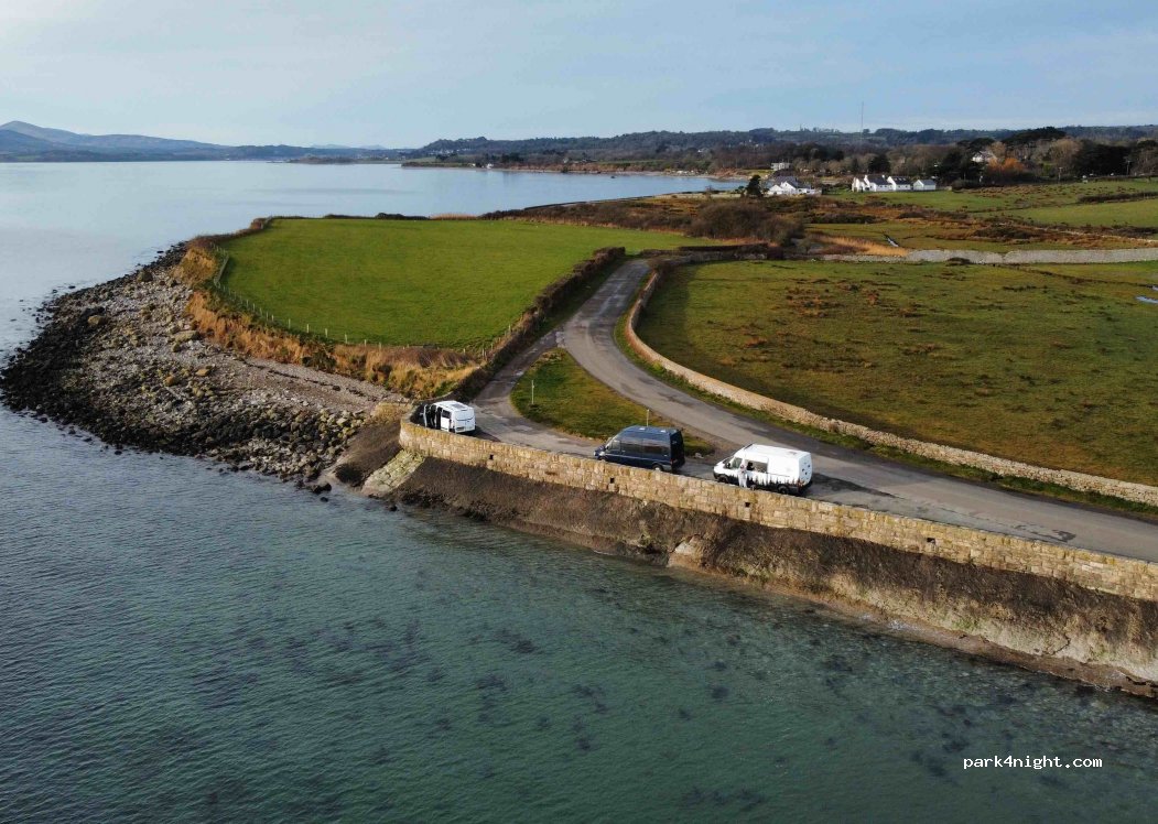 (LL58 8RW) Beaumaris - Unnamed Road — foto