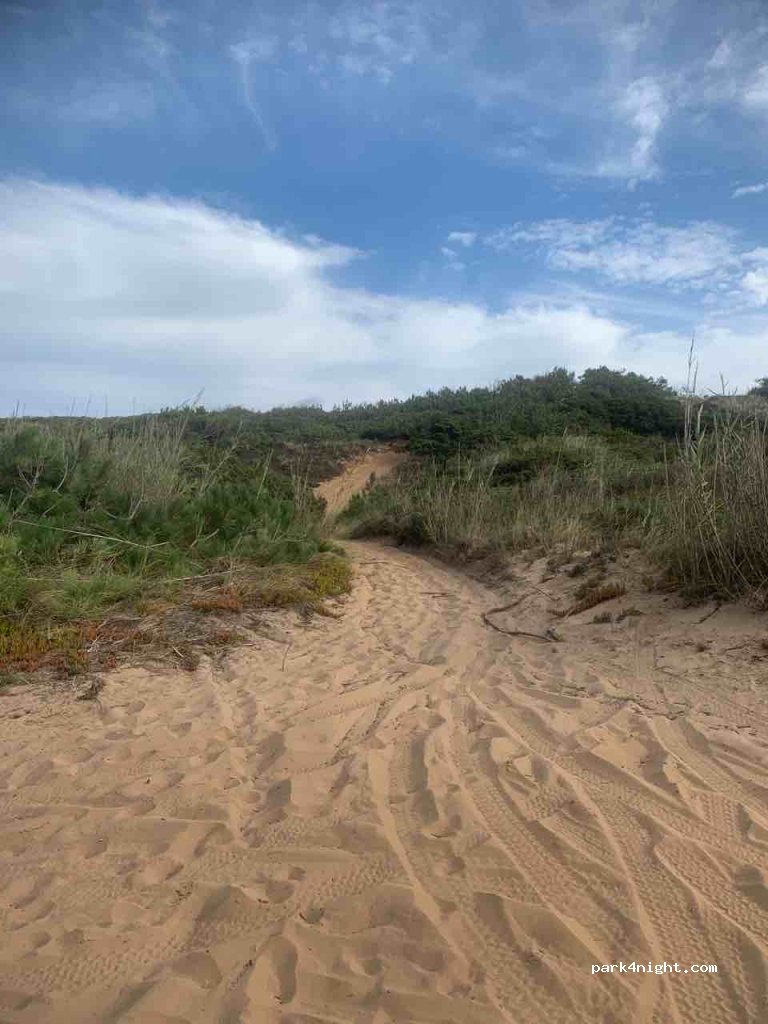 (2500) Salir do Porto - Unnamed Road — foto 3