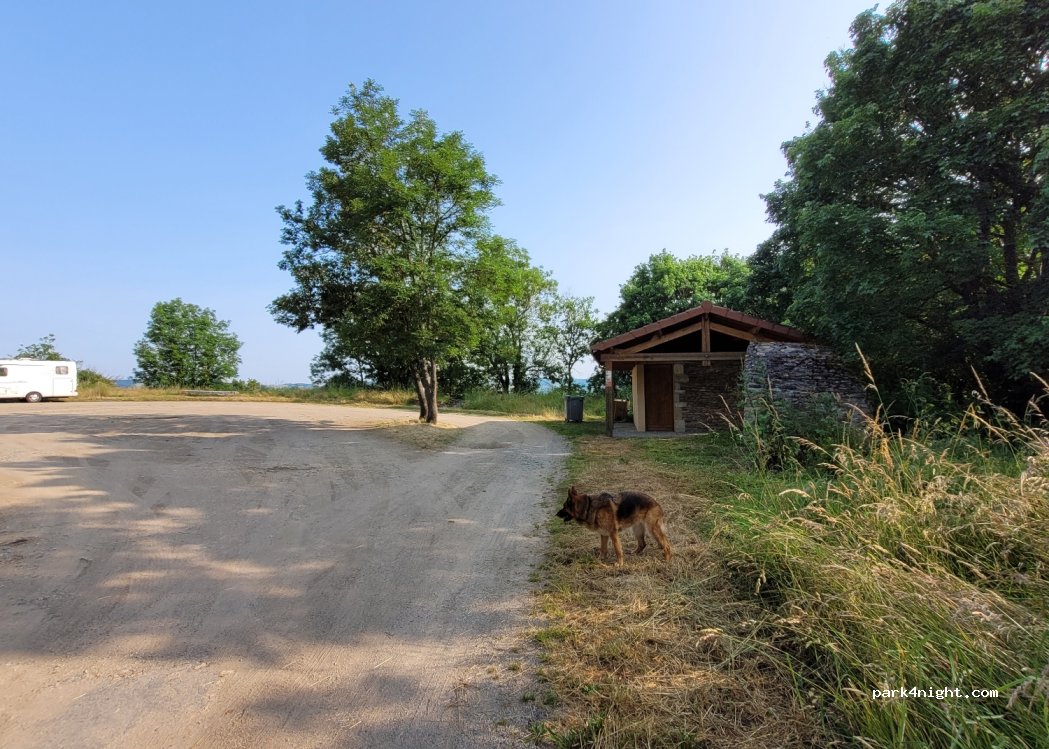 (63440) Saint-Rémy-de-Blot - Blot Rocher — foto 3