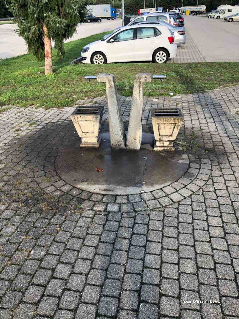(9710)  - — foto 2
