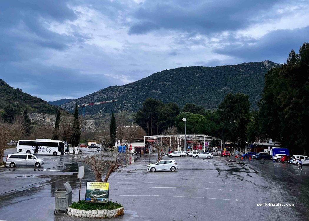 (35920)  - Efes Harabeleri — foto 2