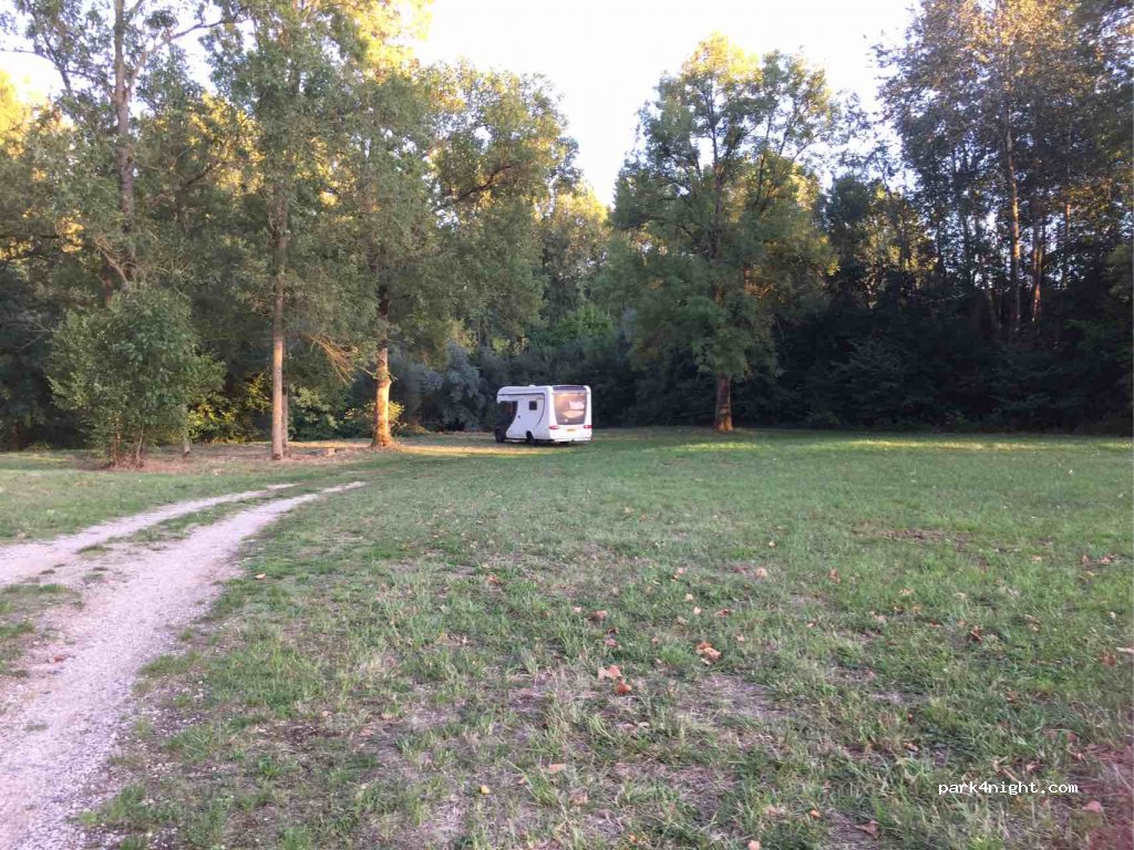 (10240) Brillecourt - 8 Chemin du Bac — foto 3