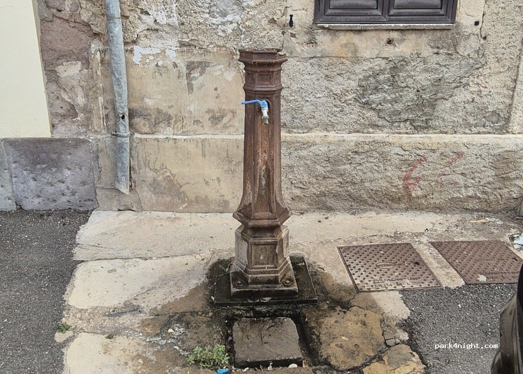 (09083) Fordongianus - 4 Via Vittorio Veneto — foto