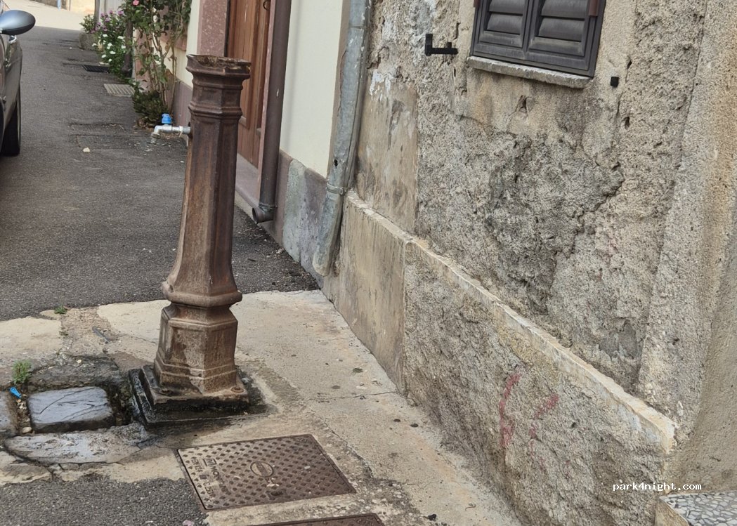 (09083) Fordongianus - 4 Via Vittorio Veneto — foto 2