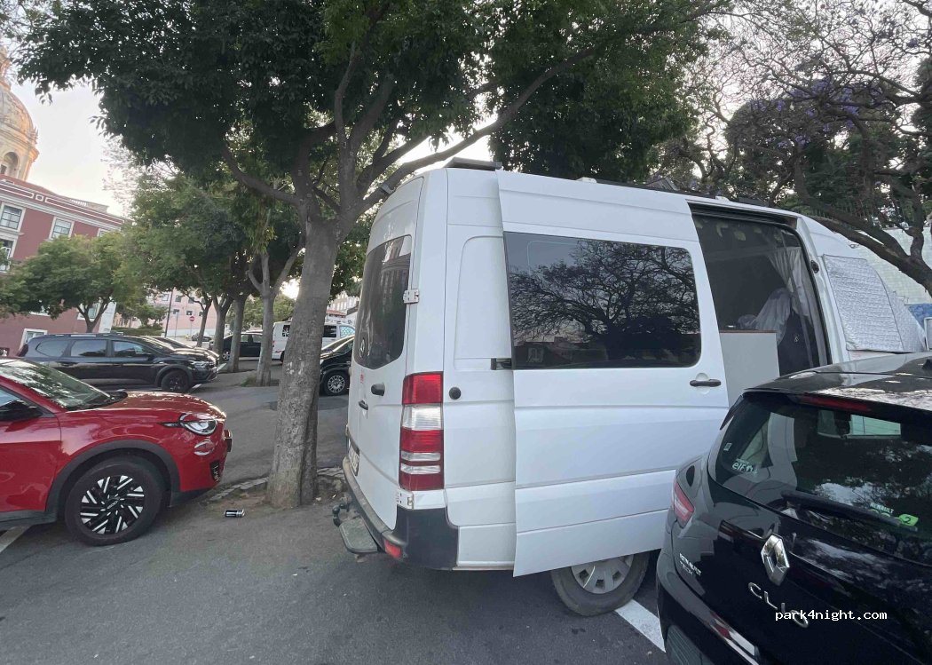 (1100-475) Lisboa - Campo de Santa Clara — foto 4