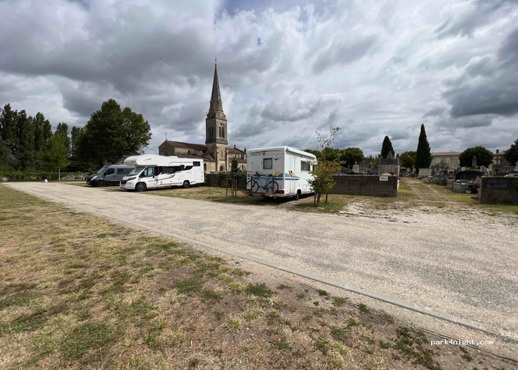 Aire Camping-Car Park — foto 3