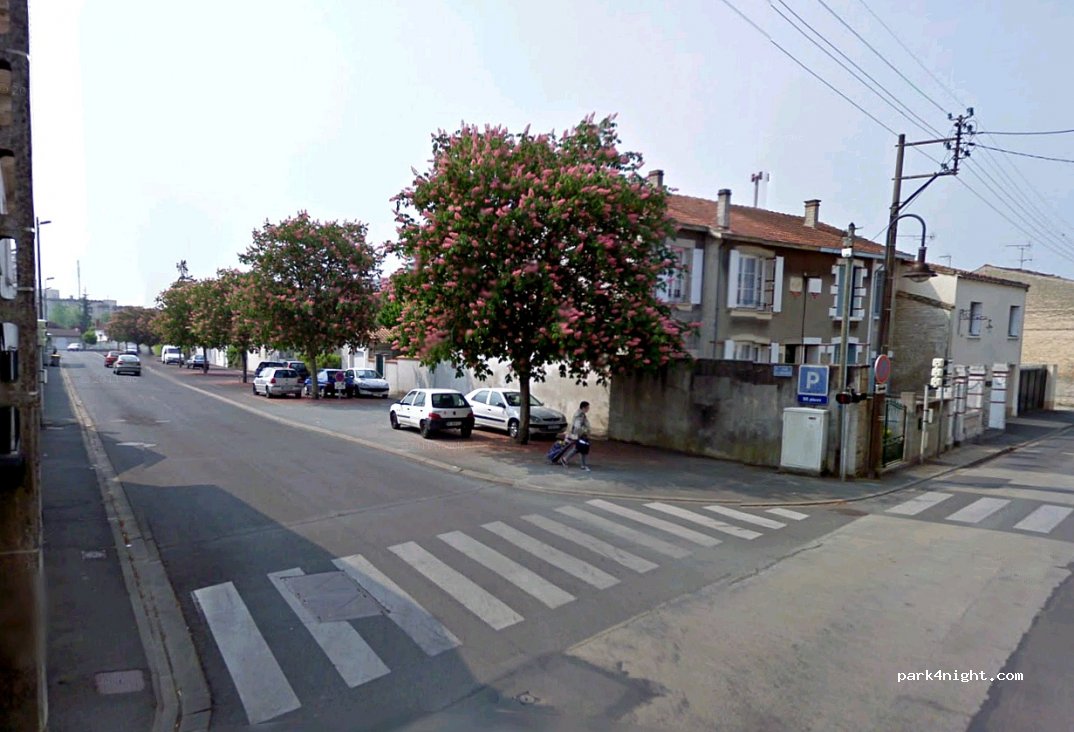 (79000) Niort - 6 Rue de la Mouganderie — foto