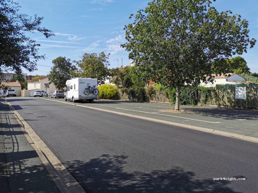 (79000) Niort - 6 Rue de la Mouganderie — foto 2