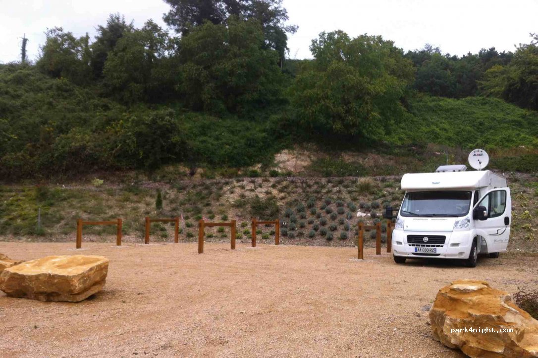 (51380) Trépail - La Carrière — foto