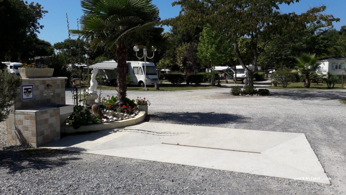 Camping de l'Etang de Laubanère — foto 3
